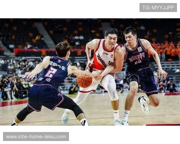 广东四场比赛遭遇三场离谱吹罚 杜锋多次抗议裁判判罚尺度